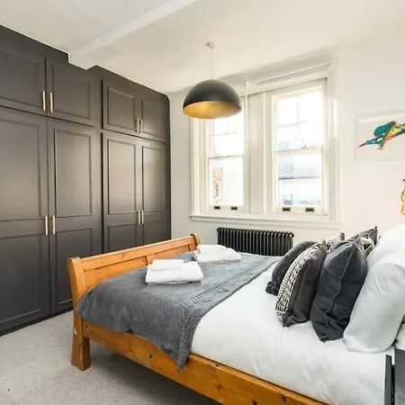 3 X Bedroom Riverside Flat With Hot Tub On Roof Terrace London Exterior photo