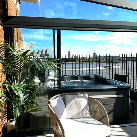 3 X Bedroom Riverside Flat With Hot Tub On Roof Terrace London Exterior photo